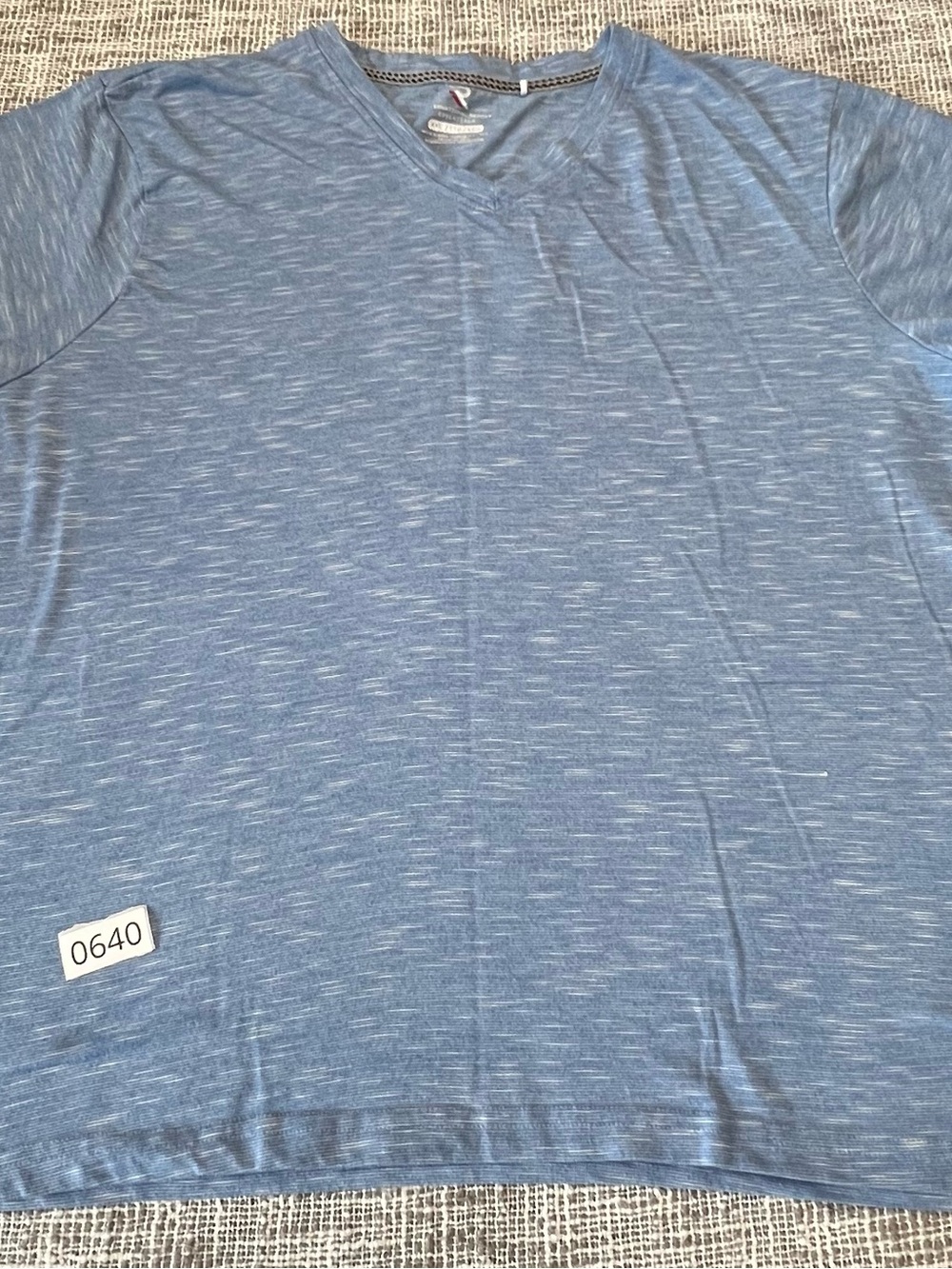 Men's V-Neck Short Sleeve Tee in Blue Heather
